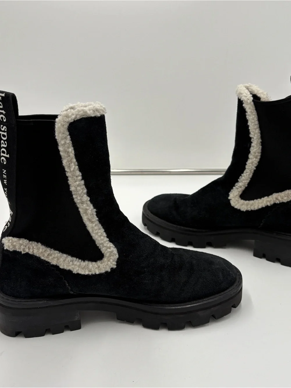 Kate Spade Piper Chelsea Boots Black Suede Pull On Shearling Women’s Size 10